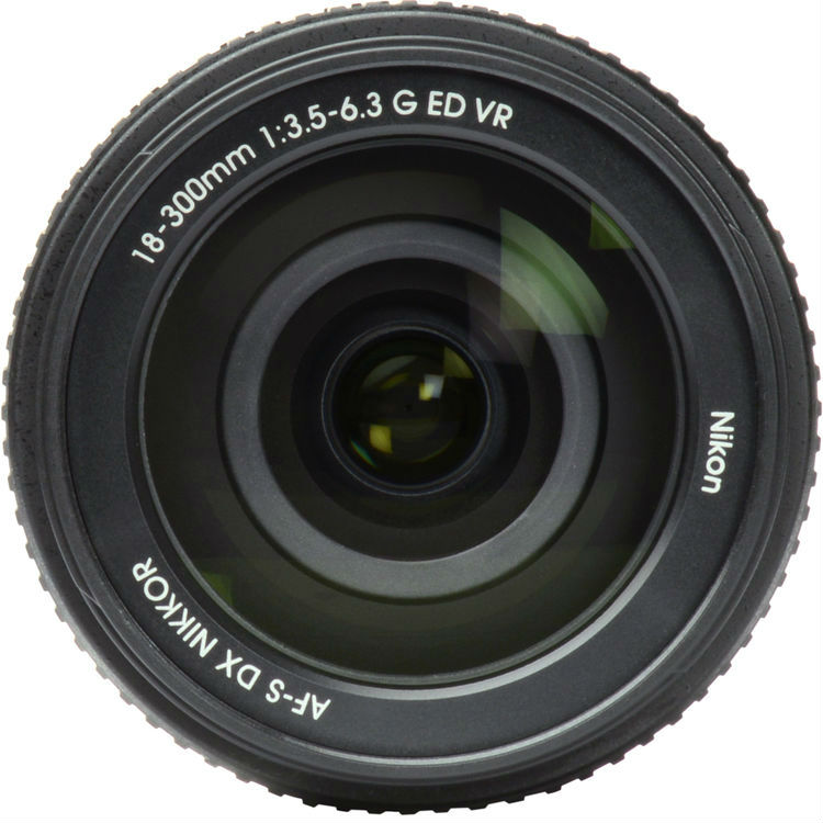 Nikon AF-S DX 18-300 mm 1:3,5-6,3G ED VR