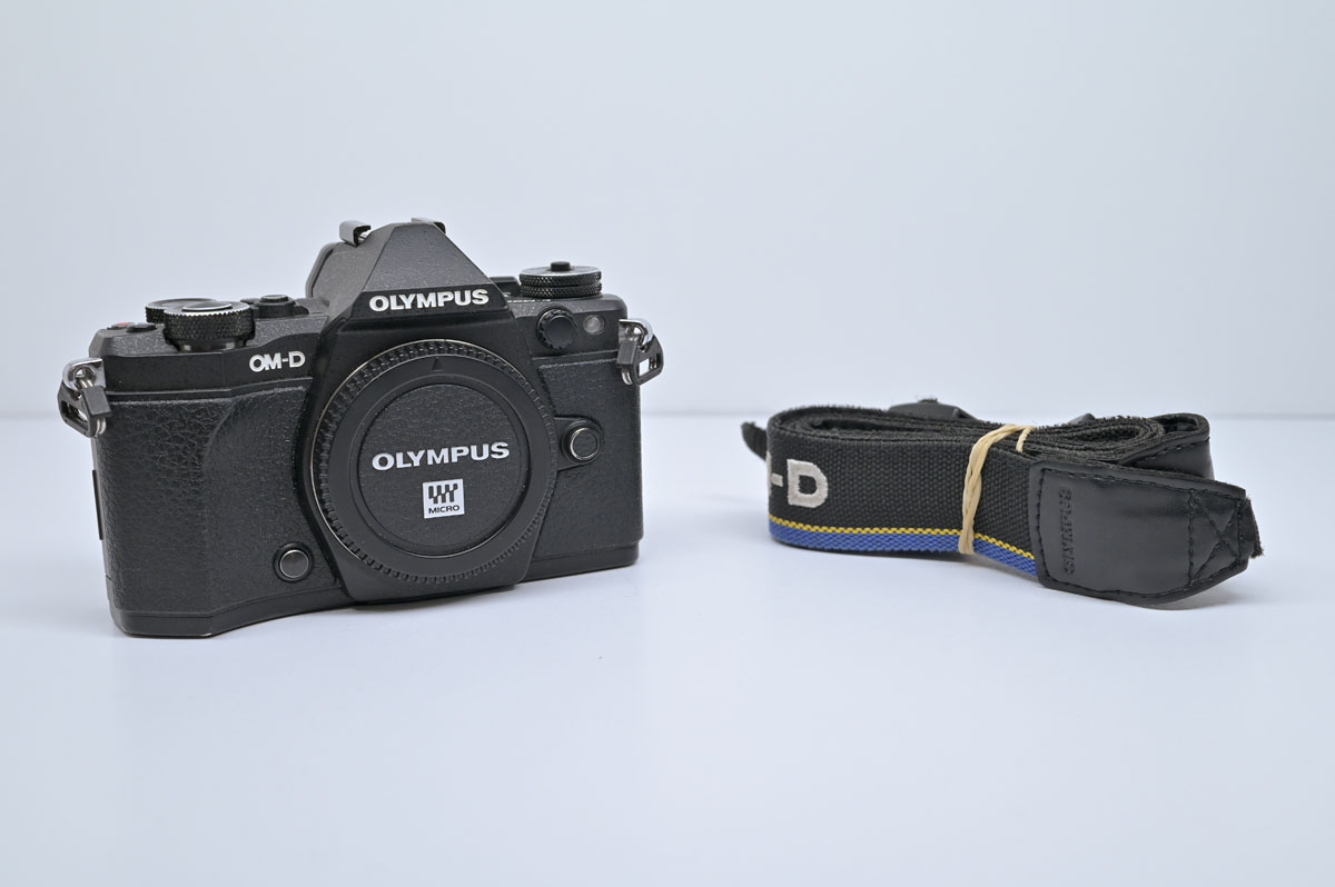 Occ Olympus OM-D E-M5 II 