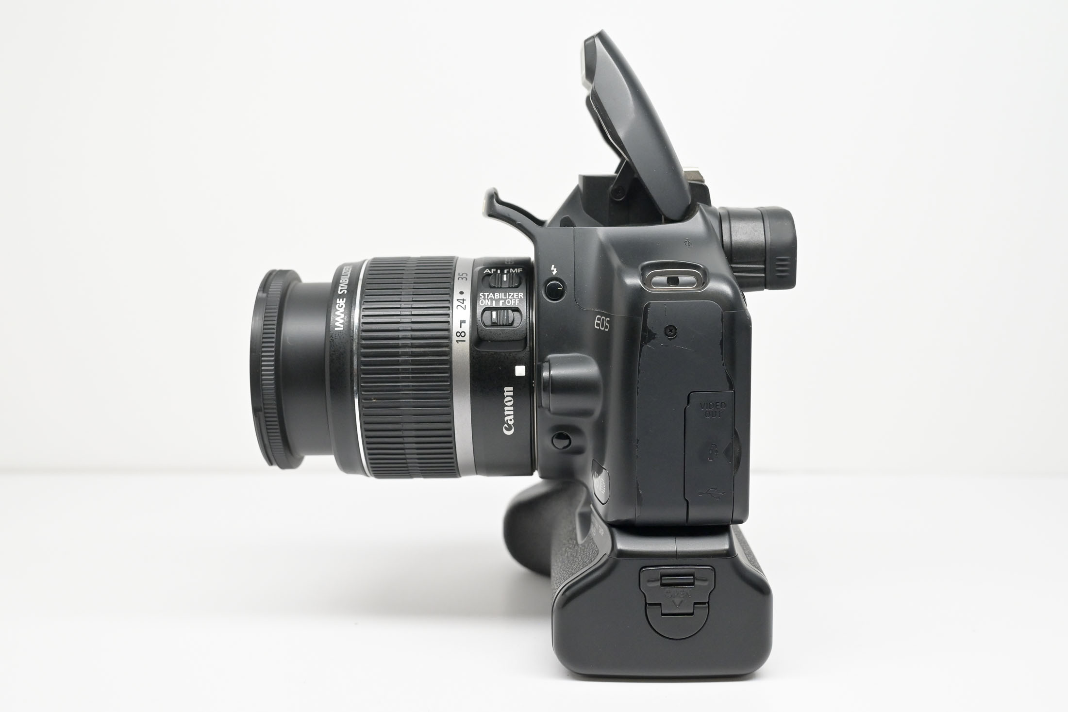 Occ. Canon EOS 450D + 18-55mm EFS *653*