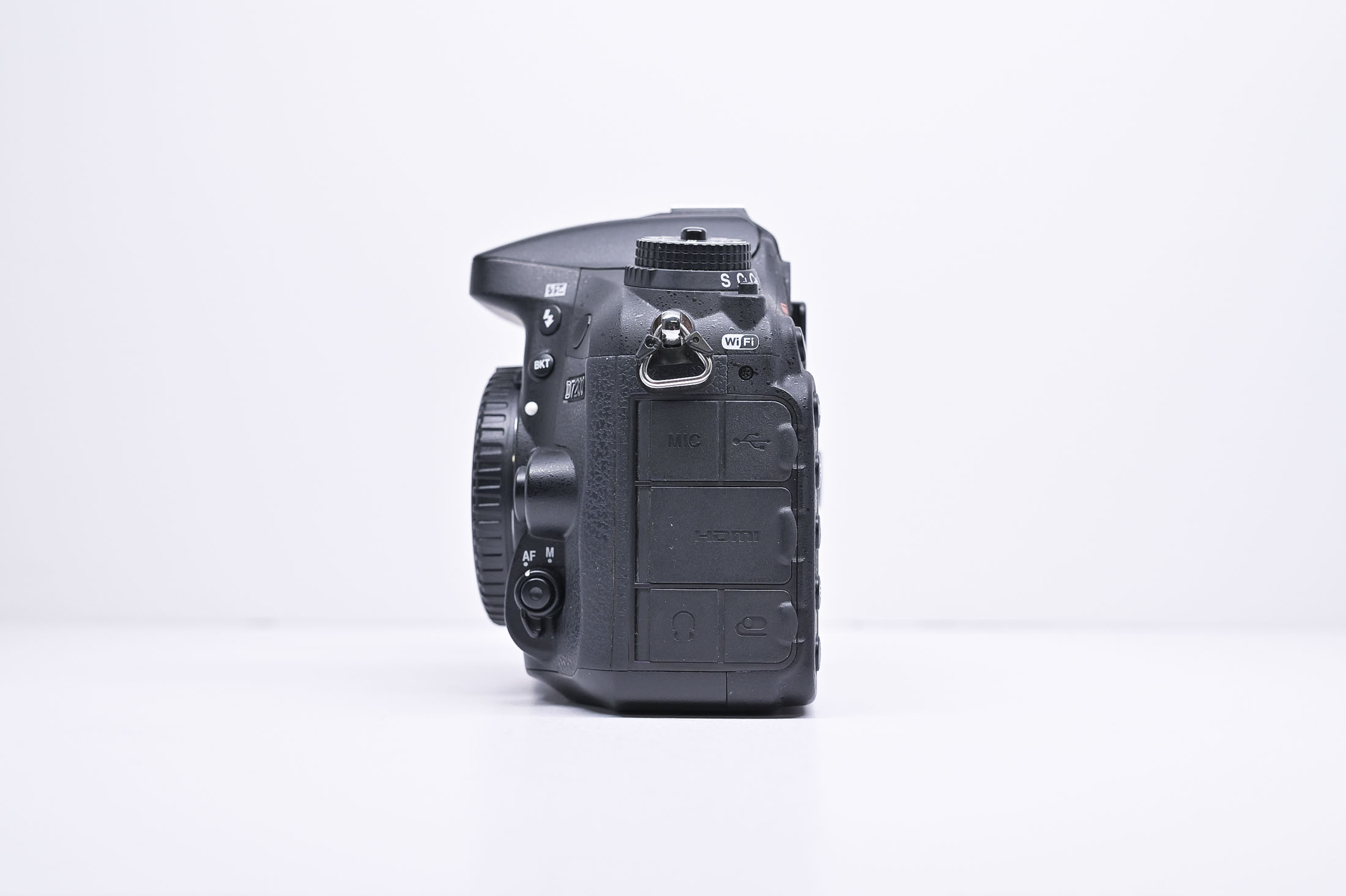 Occ. Nikon D7200 Body *682*