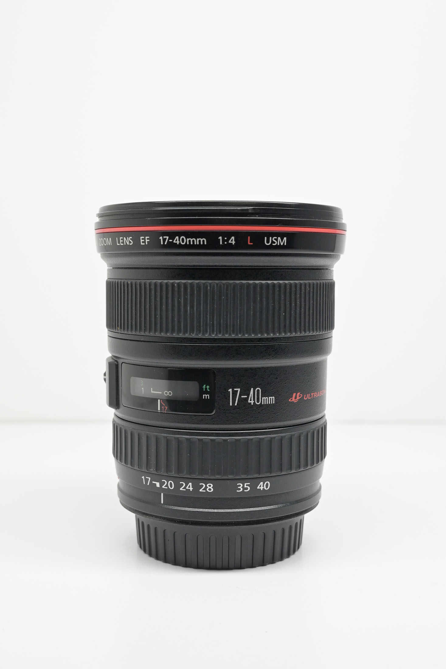 Occ. Canon EF 17-40 mm F4.0 *636*