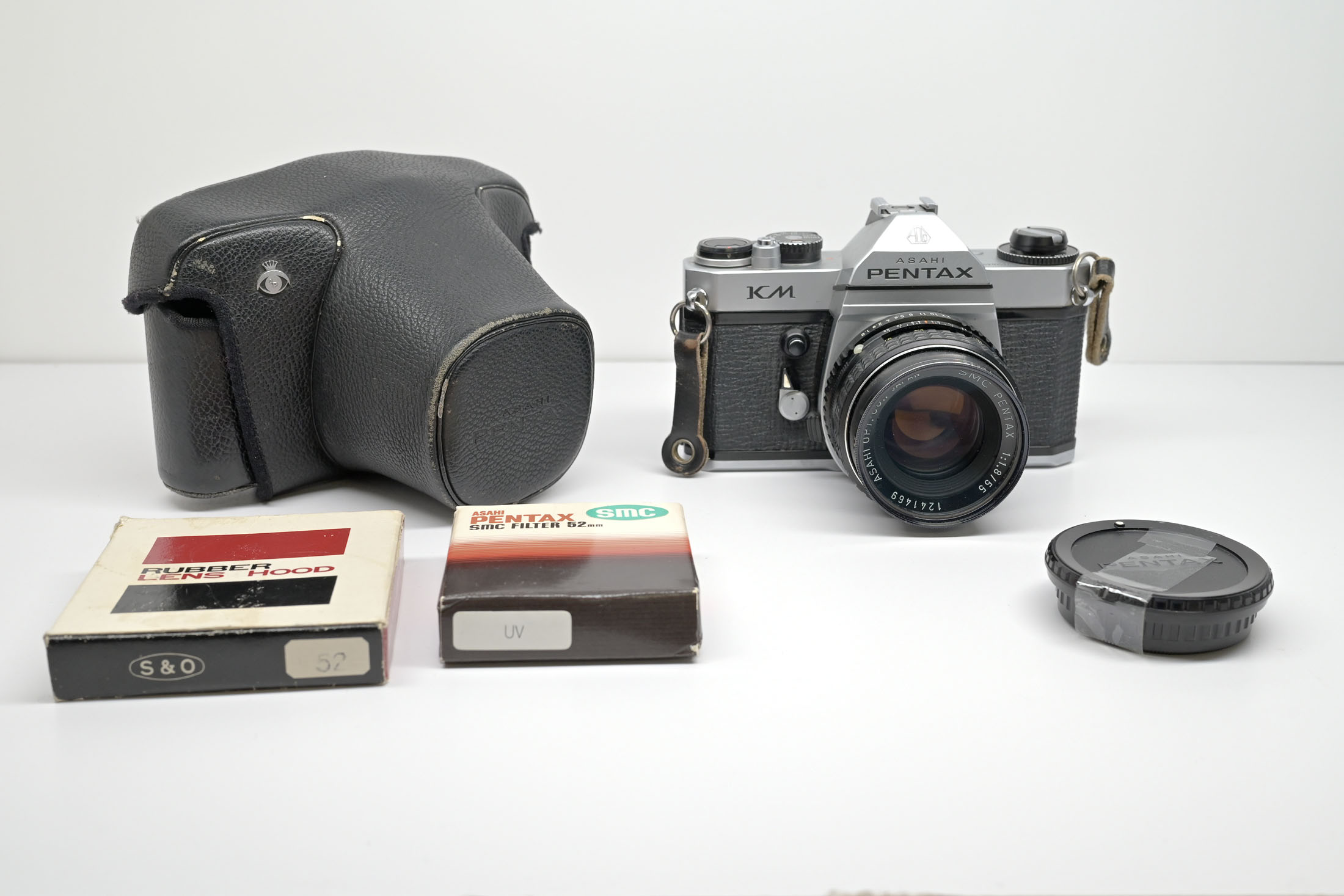 Occ Pentax Asahi KM + pentax 55mmn F1.8 SMC  *645*