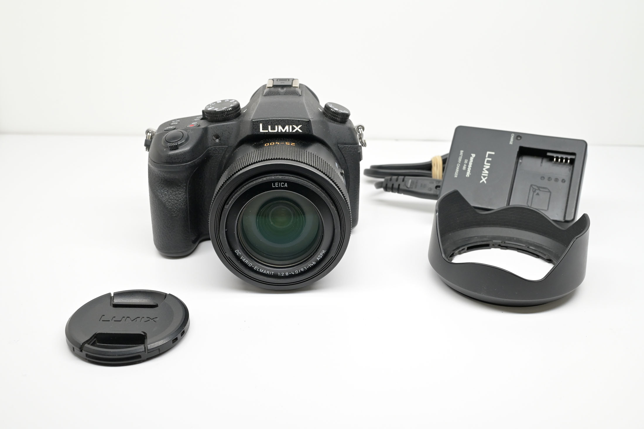 Occ. Lumix DMC-FZ1000  *643*