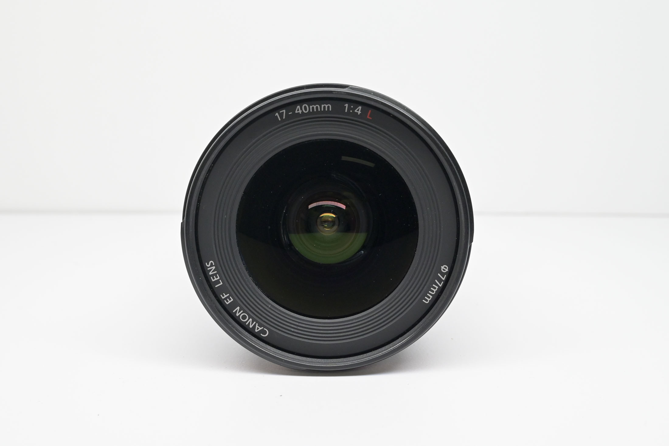 Occ. Canon EF 17-40 mm F4.0 *636*