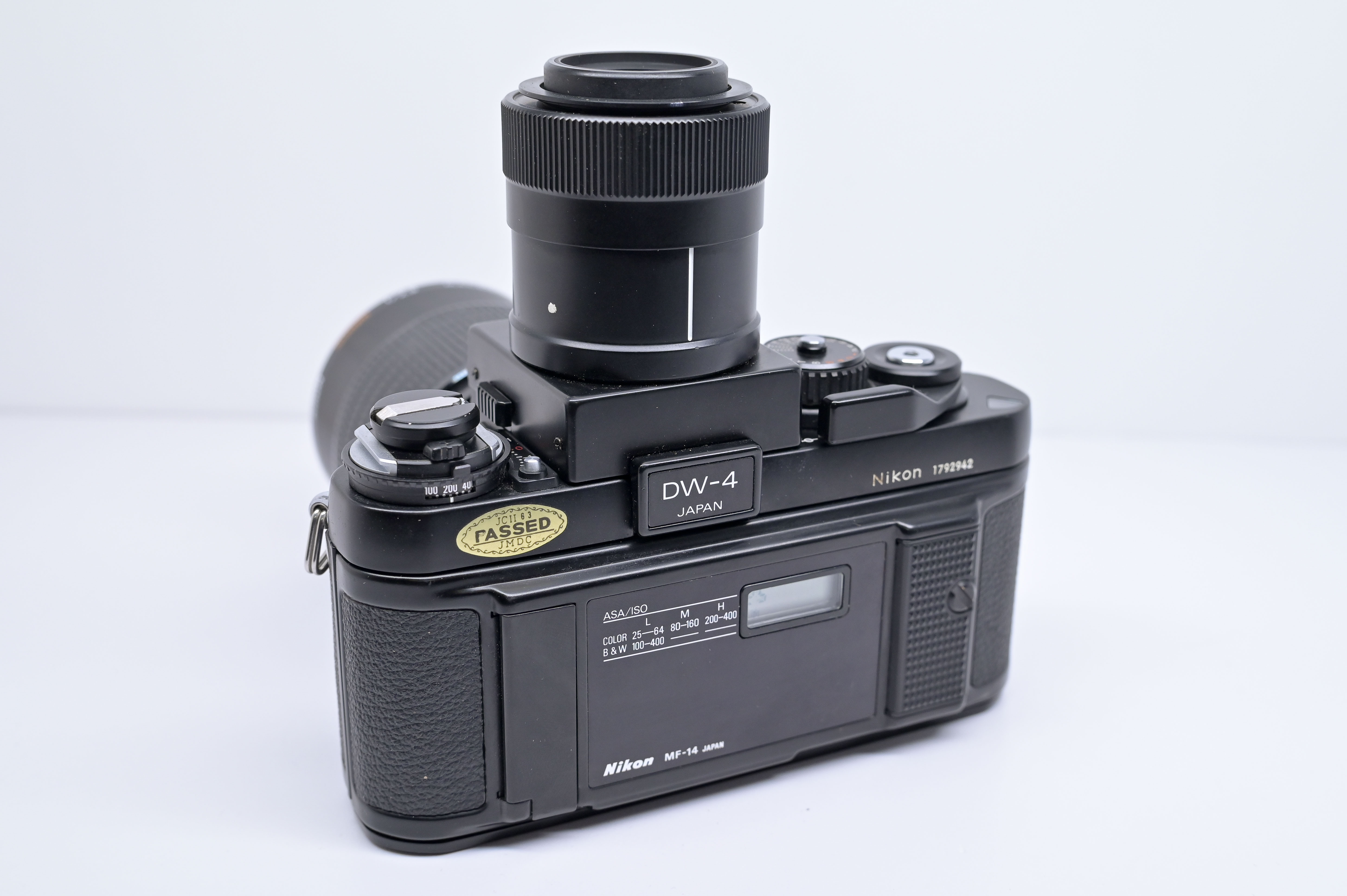 Occ. Nikon F3 + 105mm F2.8 + DW-4 H- + 2x matglazen. *605* Occ. Nikon F3 + 105mm F2.8 + DW-4 H- + 2x matglazen. *605*