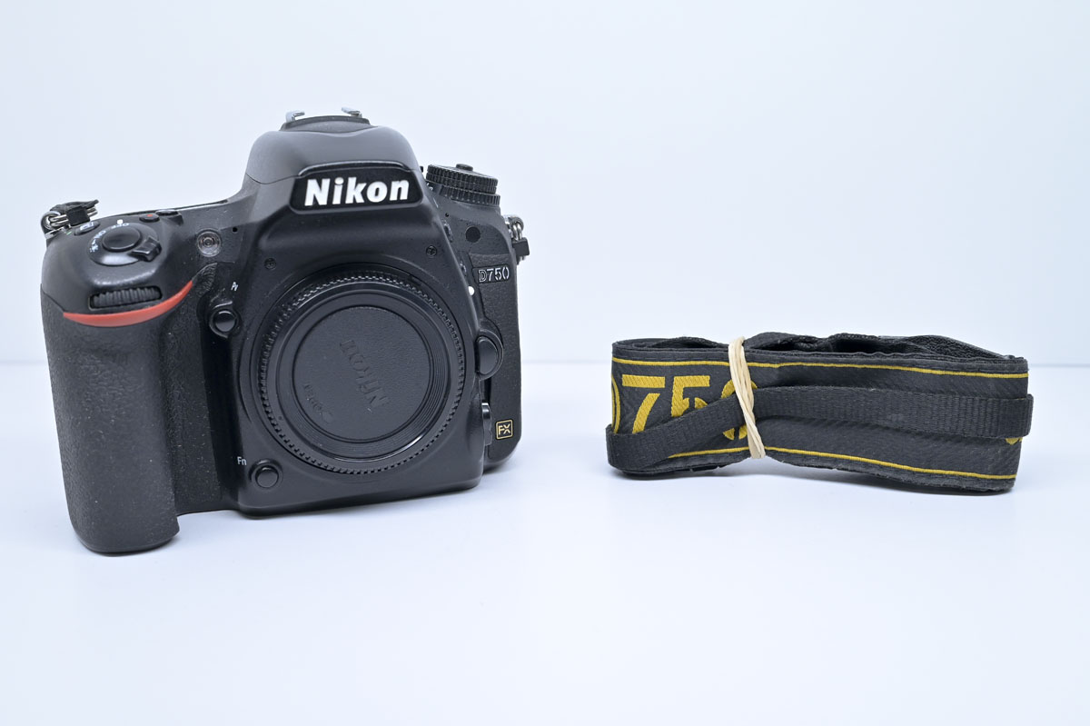 Occ. Nikon D750 – Fullframe DSLR Body *607*