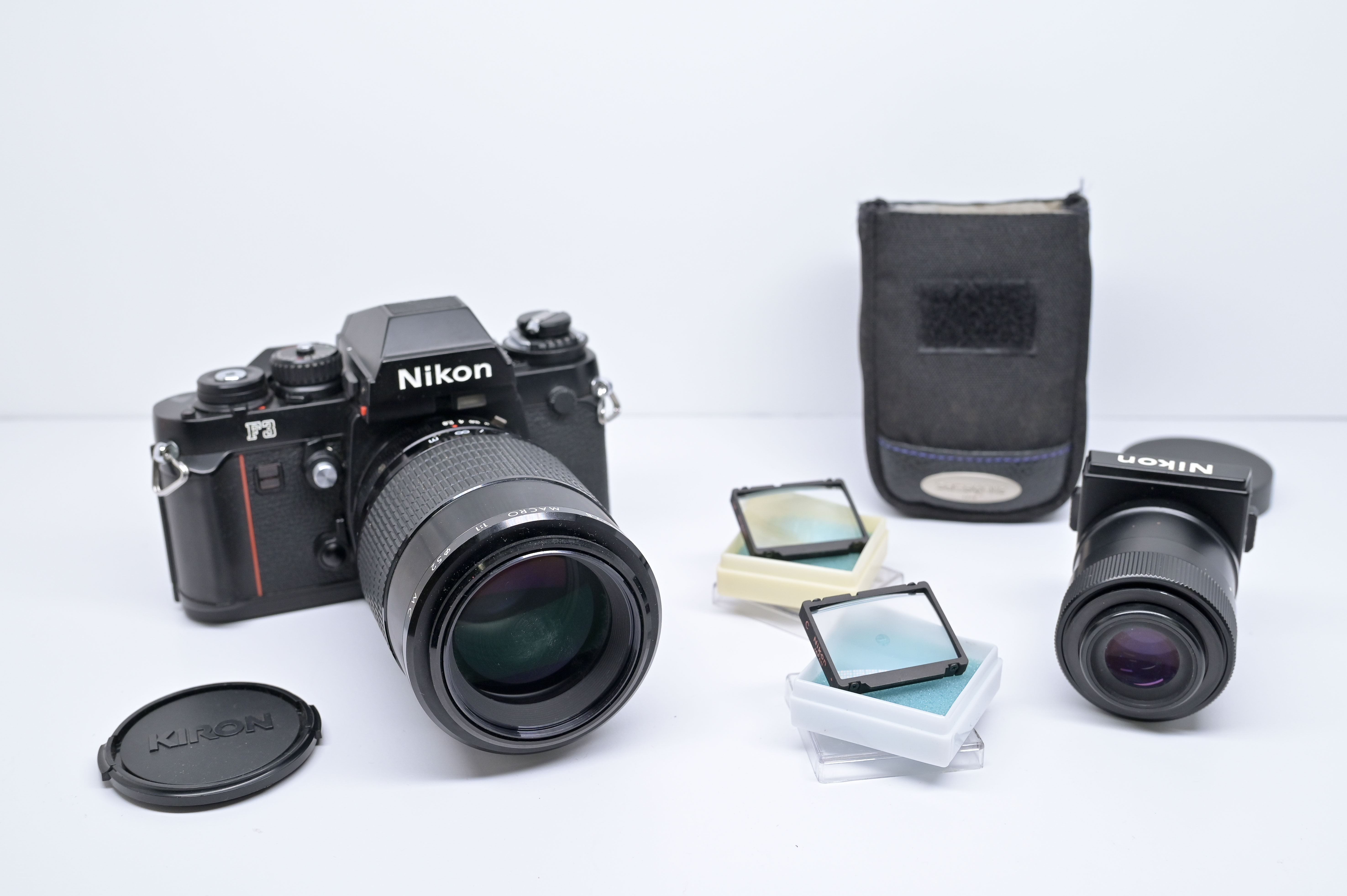 Occ. Nikon F3 + 105mm F2.8 + DW-4 H- + 2x matglazen. *605*