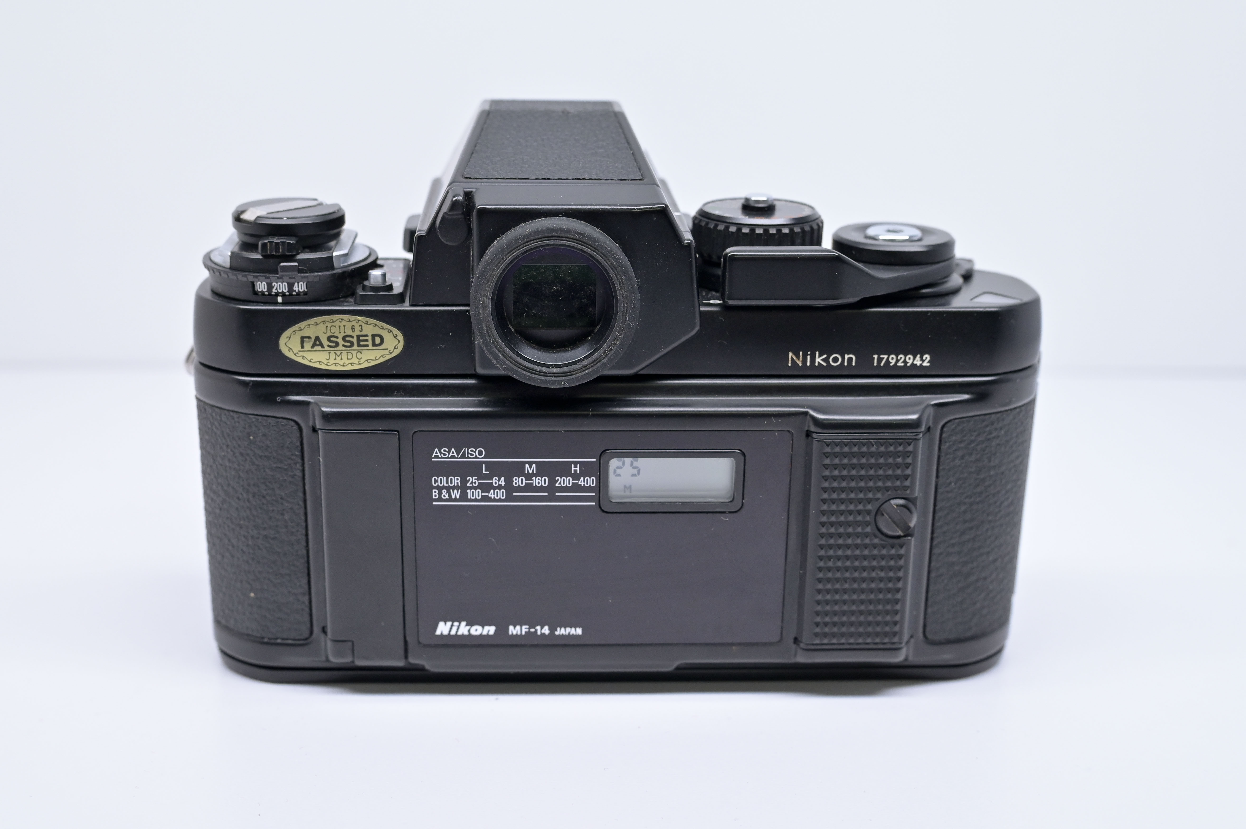 Occ. Nikon F3 + 105mm F2.8 + DW-4 H- + 2x matglazen. *605* Occ. Nikon F3 + 105mm F2.8 + DW-4 H- + 2x matglazen. *605*