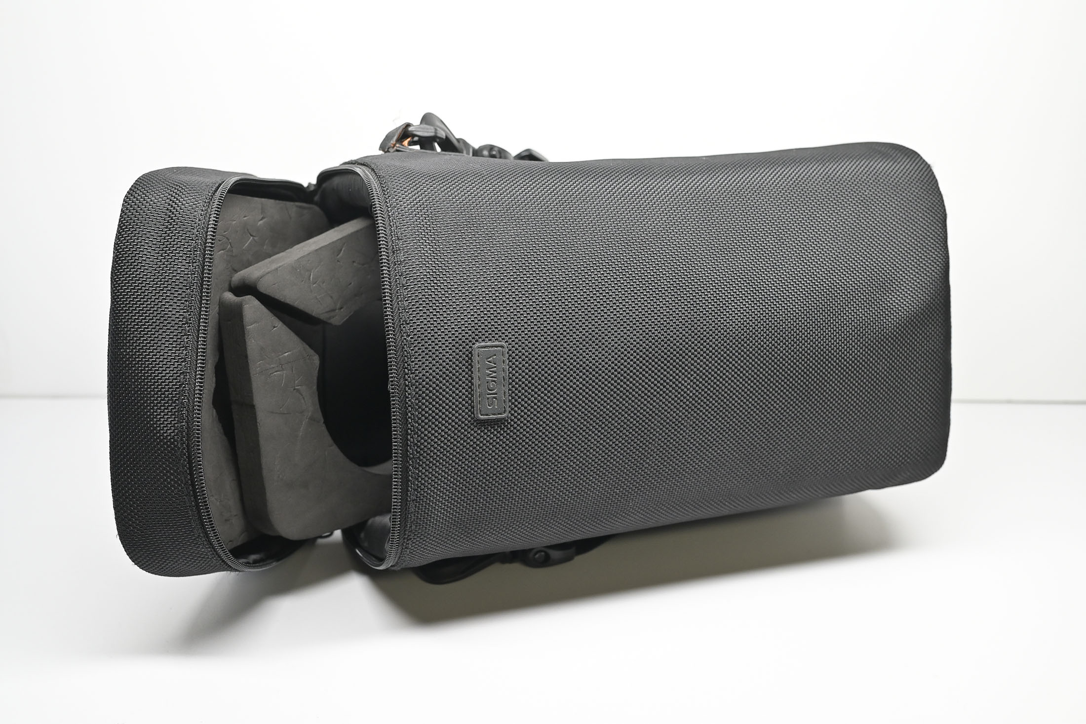 Occ. Sigma 150-500mm F5.0-6.3 voor Sony A *680*