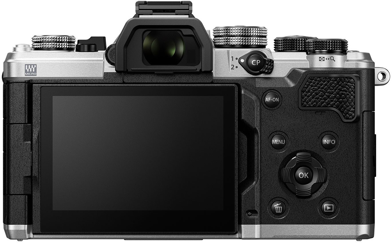 Olympus OM-3  body +12-45 mm F4,0 pro zilver