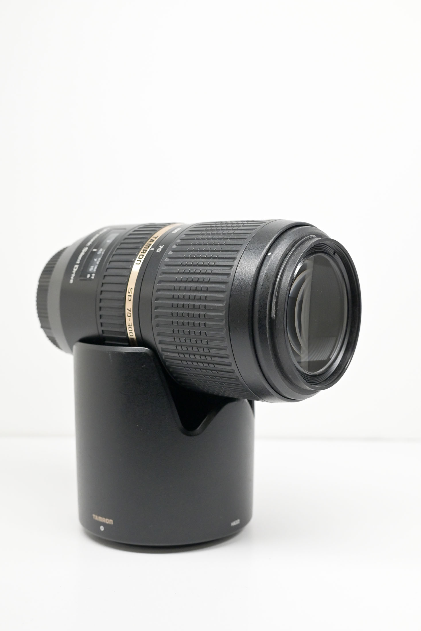 Occ. Tamron SP 70-300 mm F4-5.6 (Sony)  *650*