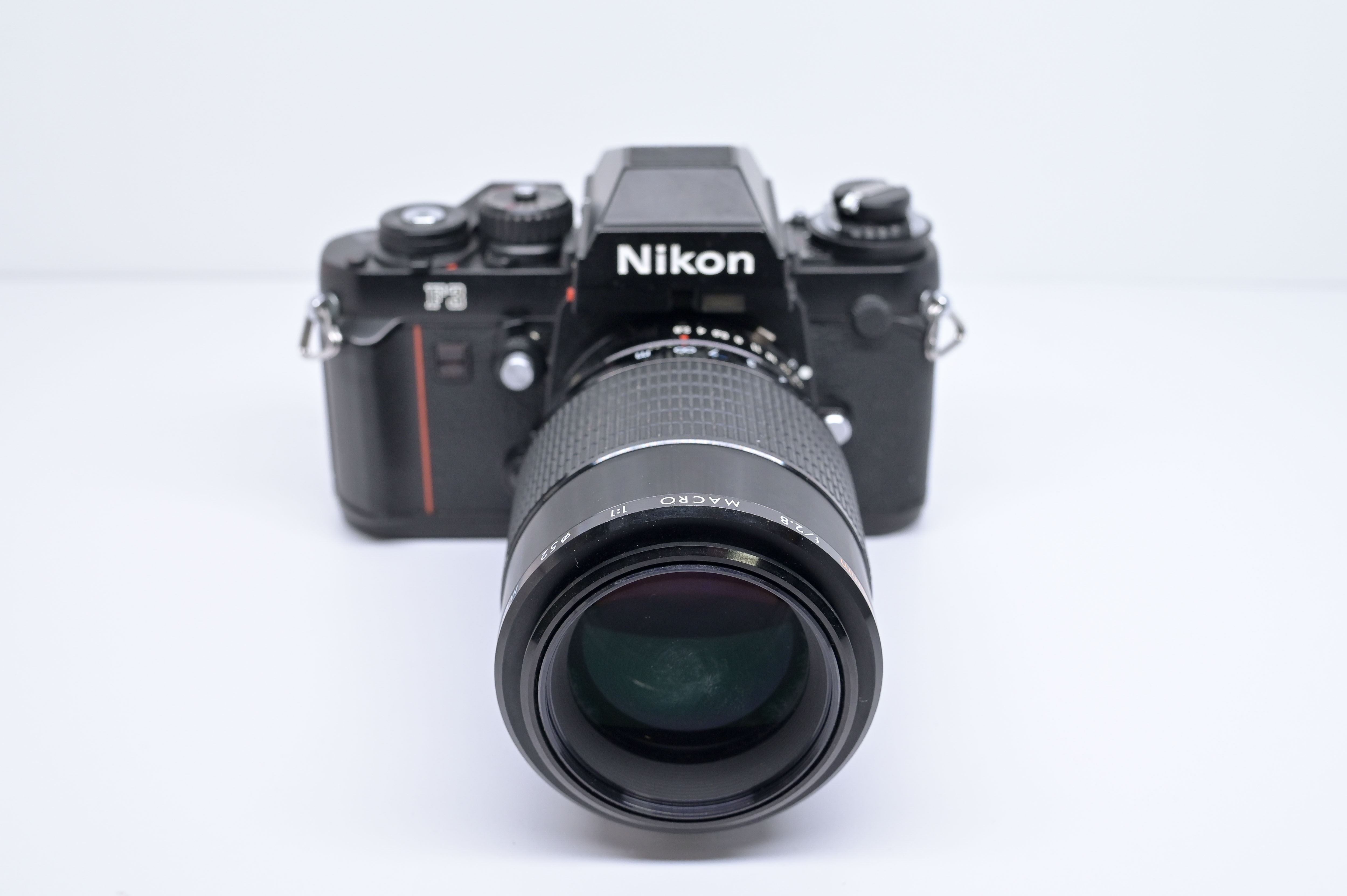 Occ. Nikon F3 + 105mm F2.8 + DW-4 H- + 2x matglazen. *605* Occ. Nikon F3 + 105mm F2.8 + DW-4 H- + 2x matglazen. *605*